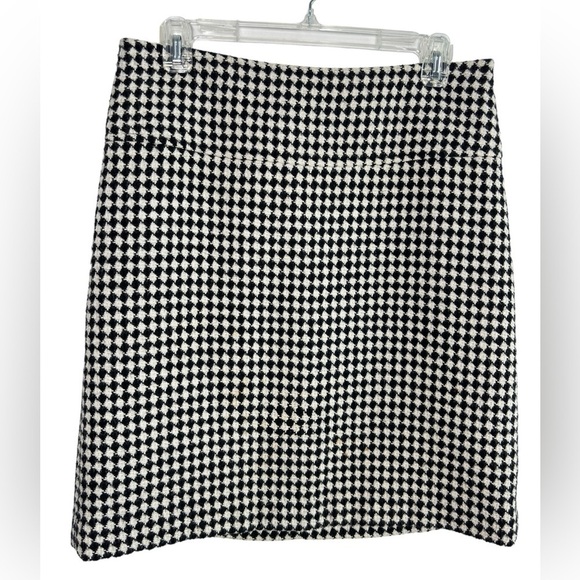 Talbots Pencil Skirt Tweed Wool Blend Lined Size 6 Black White Diamond Classic - Picture 1 of 9